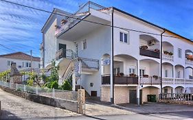 Apartments Milenka